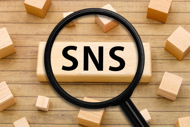 SNS